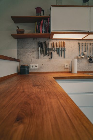 Küchenplatten in massiver Eiche 